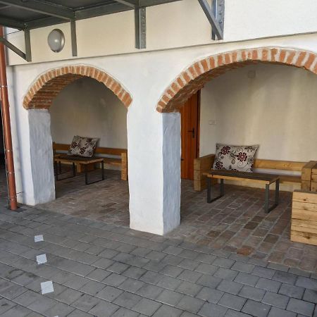 Rv Apartman Mikulov Exterior foto