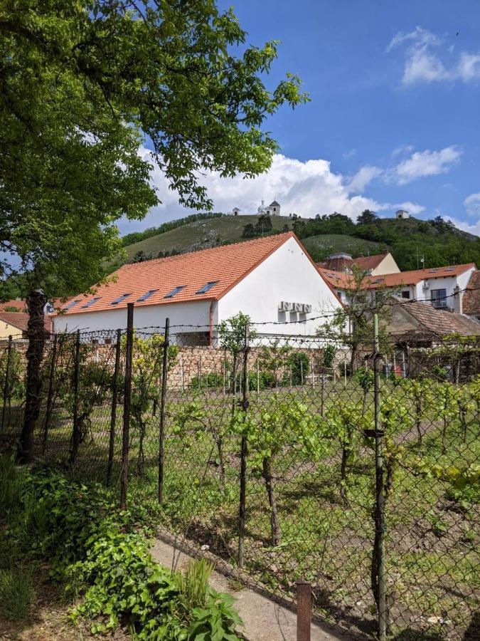 Rv Apartman Mikulov Exterior foto